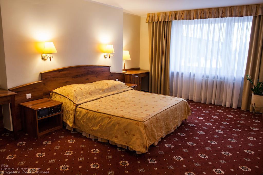 Hotel Prezydencki 3-Star Жешув Номер фото
