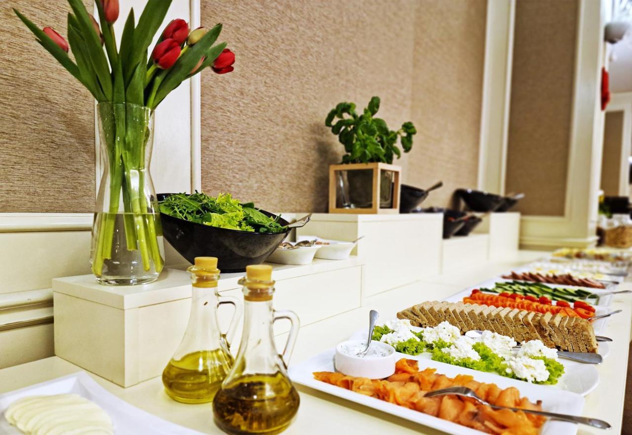 Hotel Prezydencki 3-Star Жешув Экстерьер фото