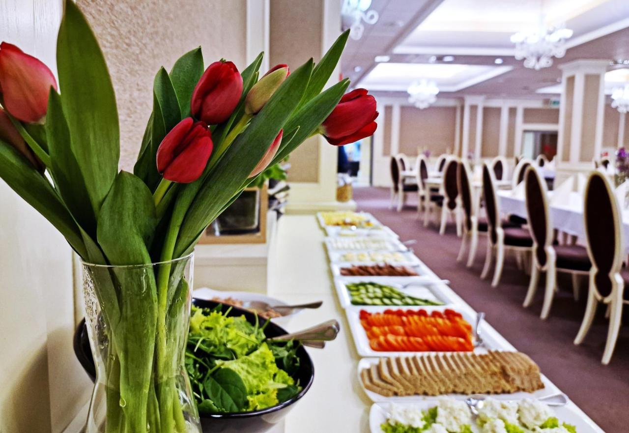 Hotel Prezydencki 3-Star Жешув Экстерьер фото