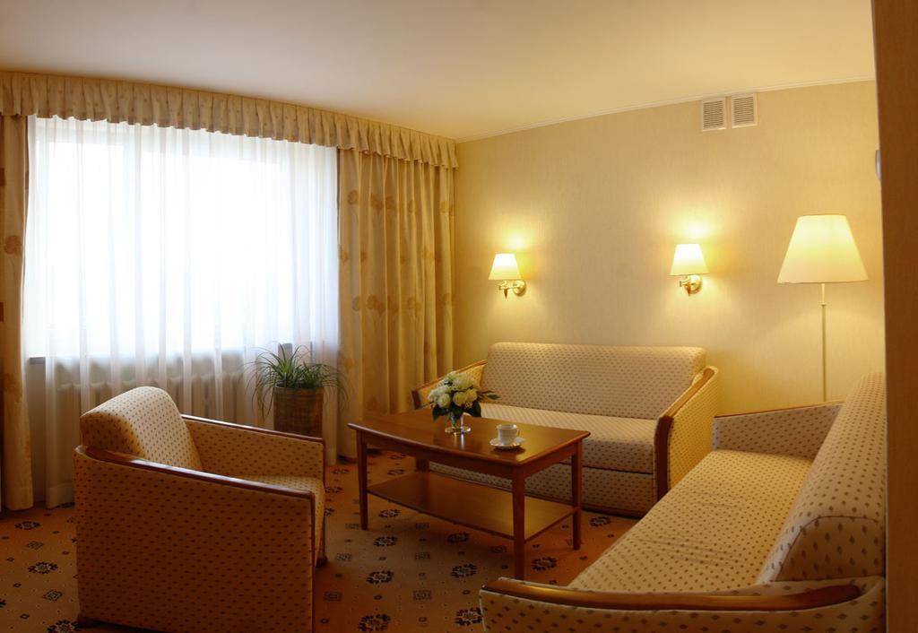 Hotel Prezydencki 3-Star Жешув Номер фото